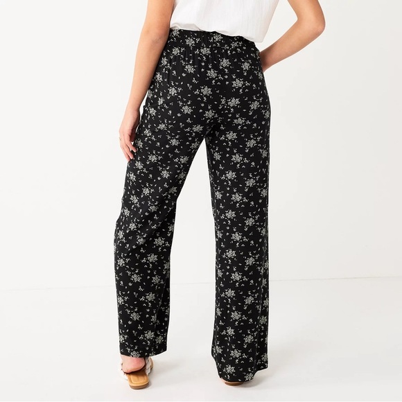 SO Pants - Juniors' SO® Elastic Waist Wide-Leg, Floral Black Elastic Pants